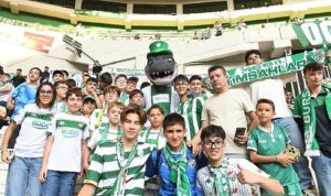 Osmangazi Belediyesi çocuklara Bursaspor sevgisi aşılıyor