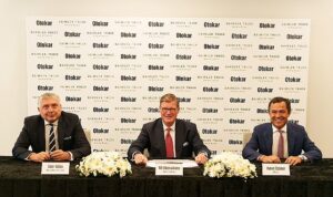 Otokar ve Daimler Buses Üretim Anlaşması İmzaladı