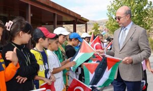 Başkan Pekyatırmacı Sille Tabiat Okulu’nda Öğrencilerle Bir Araya Geldi