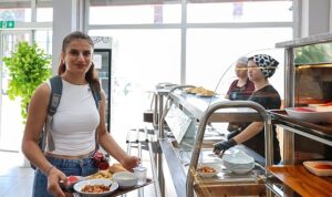 Buca Belediyesi’nden öğrenci bütçesine destek