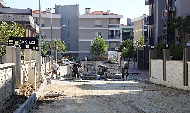 Menderes’te Yollar Yenileniyor