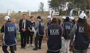 EÜ Ailesi Milli Ağaçlandırma Gününde “Yeşil Vatan” için fidan dikti