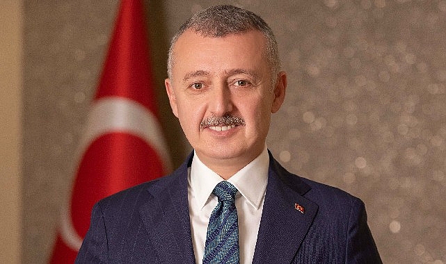 Kocaeli Büyükşehir Belediye Başkanı Tahir Büyükakın ‘Berat Kandilimiz mübarek olsun’