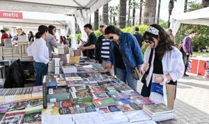 İZKİTAP öğrencilerin buluşma noktası oldu