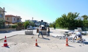 Burhaniye’de Ulaşım Ağı Güçleniyor