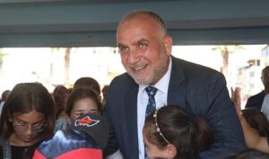Canik’te 2 Bin 500 Çocuk Hediyelerle Buluşuyor