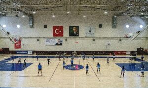 Çocukların hayallerini Filenin Sultanları süslüyor