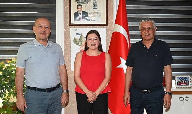 Dünya Göz Hastanesi’nden Kemer Belediye personeline indirim