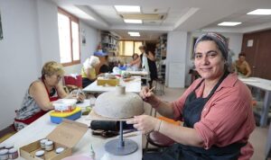 Güzelyalı’da 7’den 77’ye sanat var