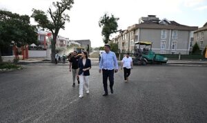 Kartepe’de Asfalt Çalışmaları Devam Ediyor