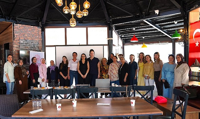 Keçiören’de ‘Yaşam Boyu Değişen Rollere Uyum’ semineri düzenlendi