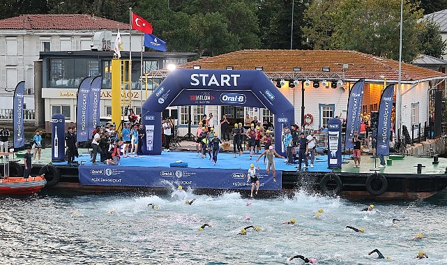Oral-B İstanbul Boğaziçi Triatlonu’nda Çocuklar İçin Yarıştılar