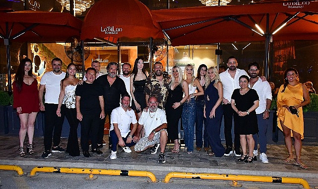 Yapımcı Suat Yanç’a Sürpriz Doğum Günü Kutlaması!