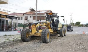 Burhaniye’de Fen İşleri Ekipleri Sahada Çalışmalarını Sürdürüyor