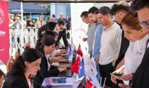 İBB Bölgesel İstihdam Ofisleri’nden iş arayana ve işverene ücretsiz hizmet