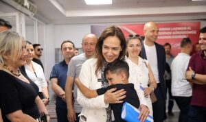 Karşıyaka’da çocukların sesi korolarda yükselecek