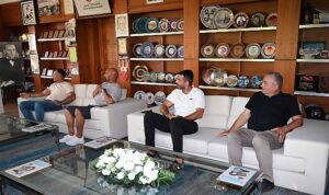 Kemer Su Sporları Derneği’nden Başkan Topaloğlu’na ziyaret