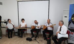 Mavi Ev alzheimer hastalarına ve yakınlarına moral oluyor